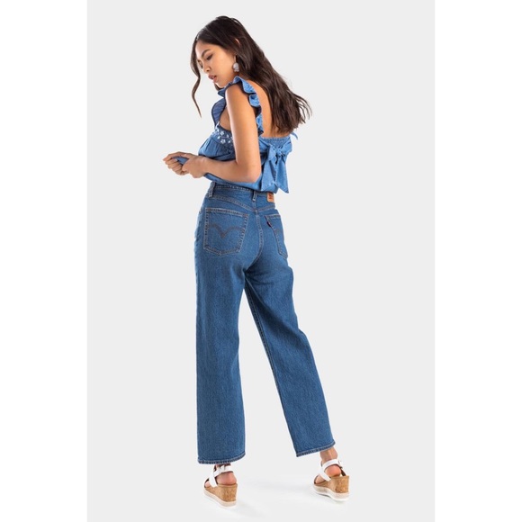 LEVI'S RIBCAGE STRAIGHT ANKLE JEANS - Picture 2 of 11